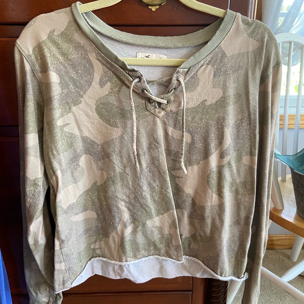 camo hollister shirt